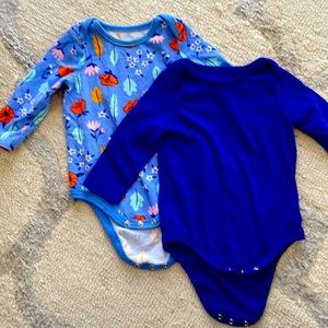 Cat & Jack 2-long sleeved onsies